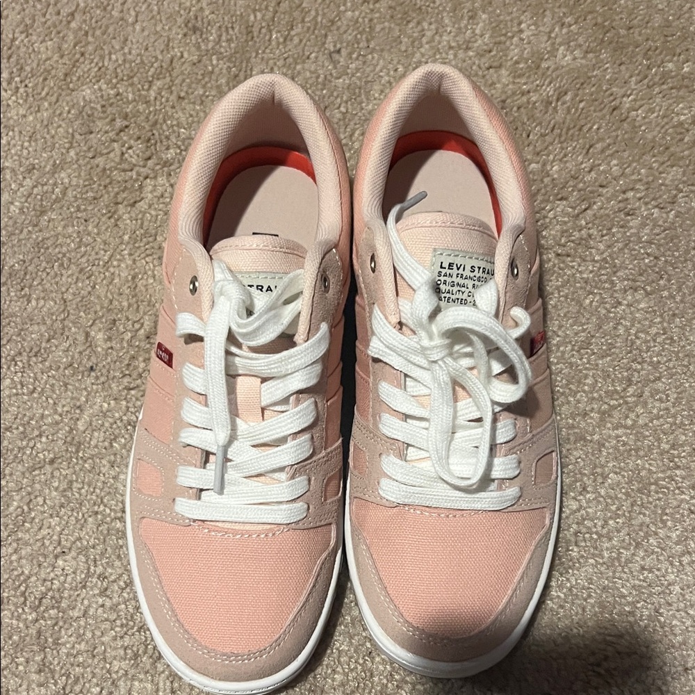 Levi's Women's Light Pink Sneakers